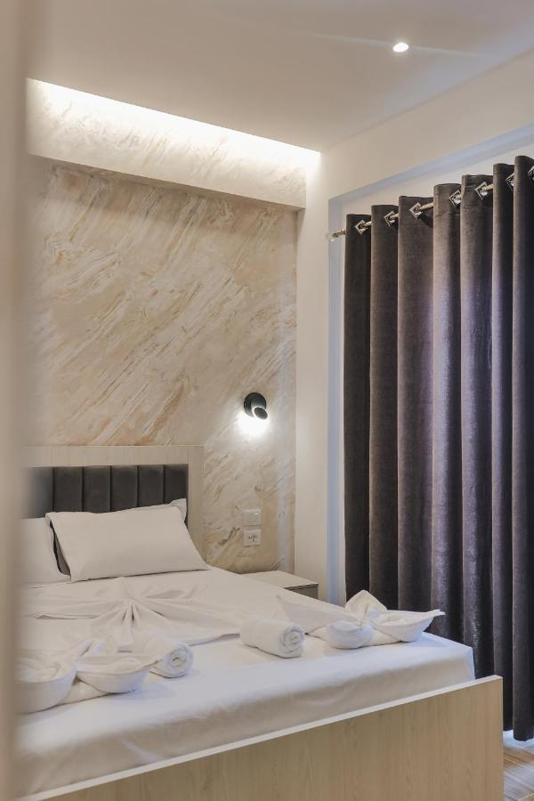 Galaxy Hotel Εξαμίλιο Εξωτερικό φωτογραφία